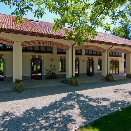Polidora Acomodação com café da manhã Laveno-Mombello Exterior foto